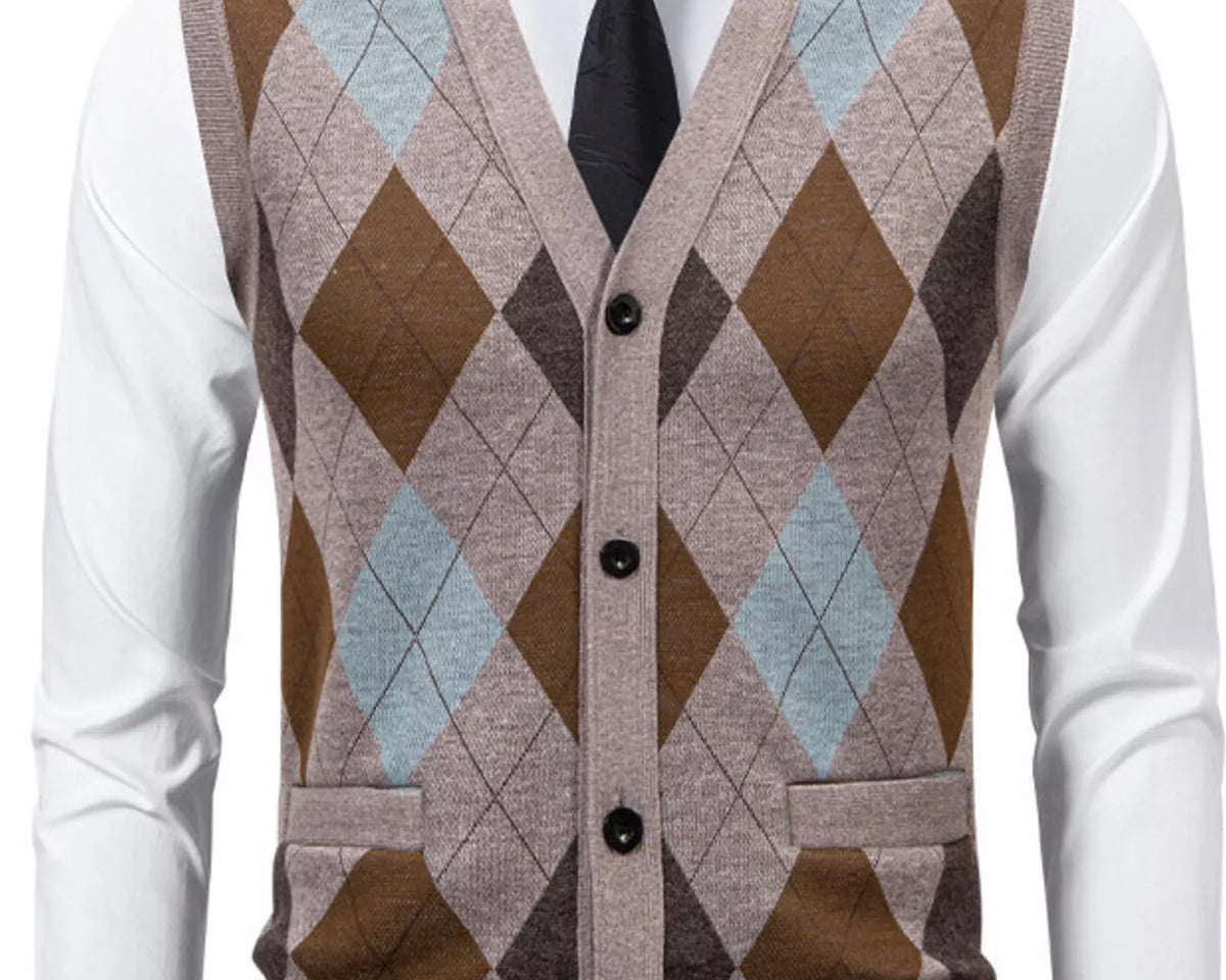 NEWYORKLISTED ATLAS MEN'S COLLECTION – Men's argyle V-neck button-down cardigan vest, product image 2