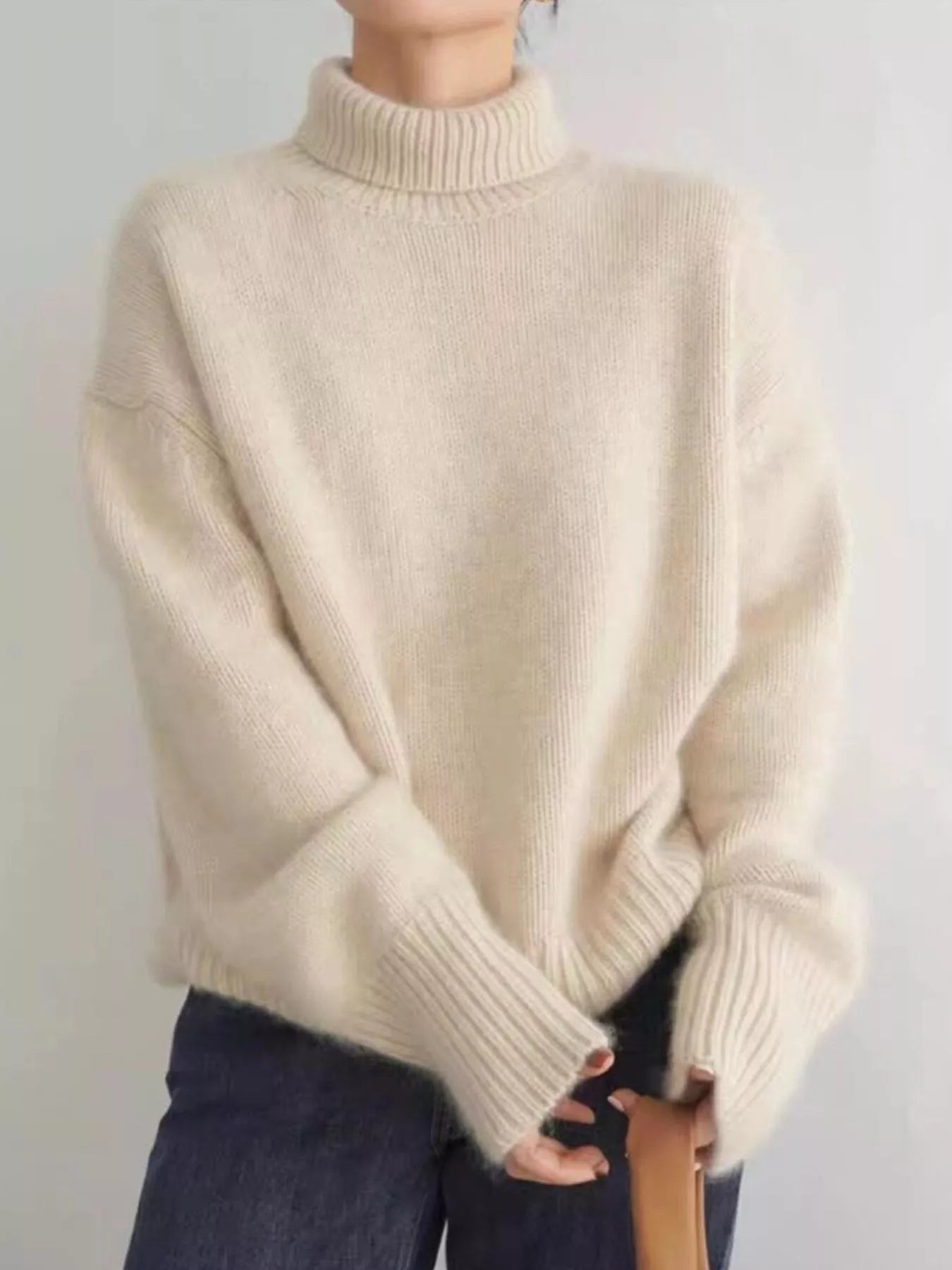 NEWYORKLISTED STYLE COLLECTION: Turtleneck Dropped Shoulder Sweater