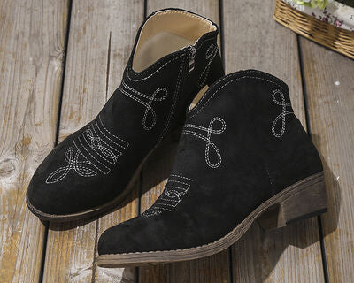 0782dd62-63aa-44e7-9baa-734508be8c03-Min