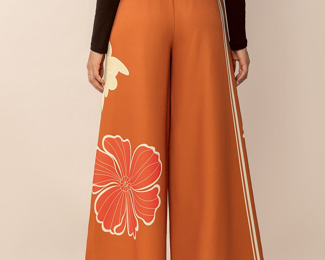 NEWYORKLISTED STYLE COLLECTION: Wide Leg Flower Motif Pants - NEWYORKLISTED