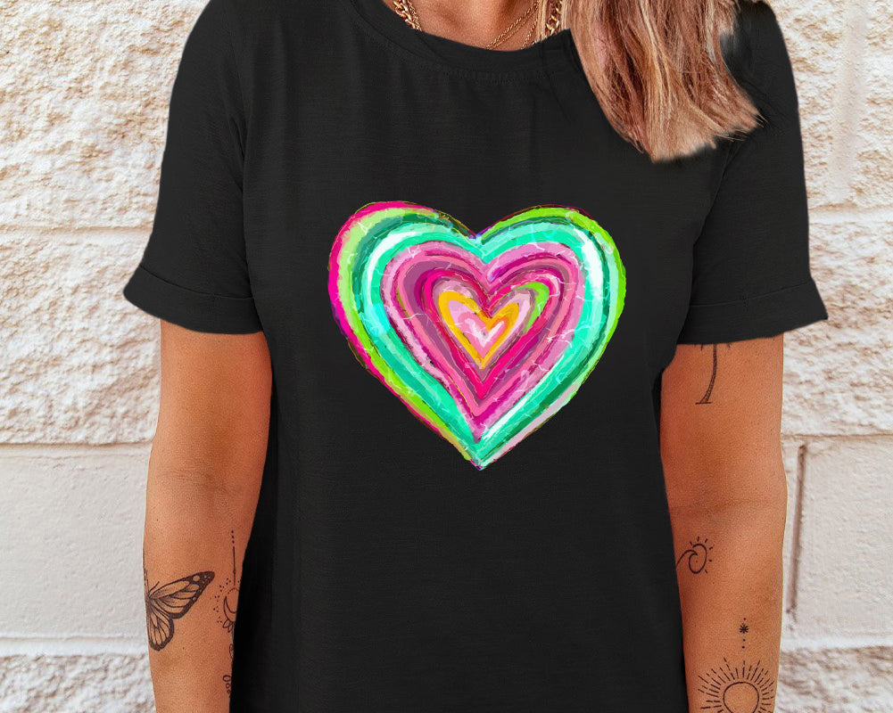 NEWYORKLISTED STYLE COLLECTION: Short Sleeve Heart T-Shirt - NEWYORKLISTED