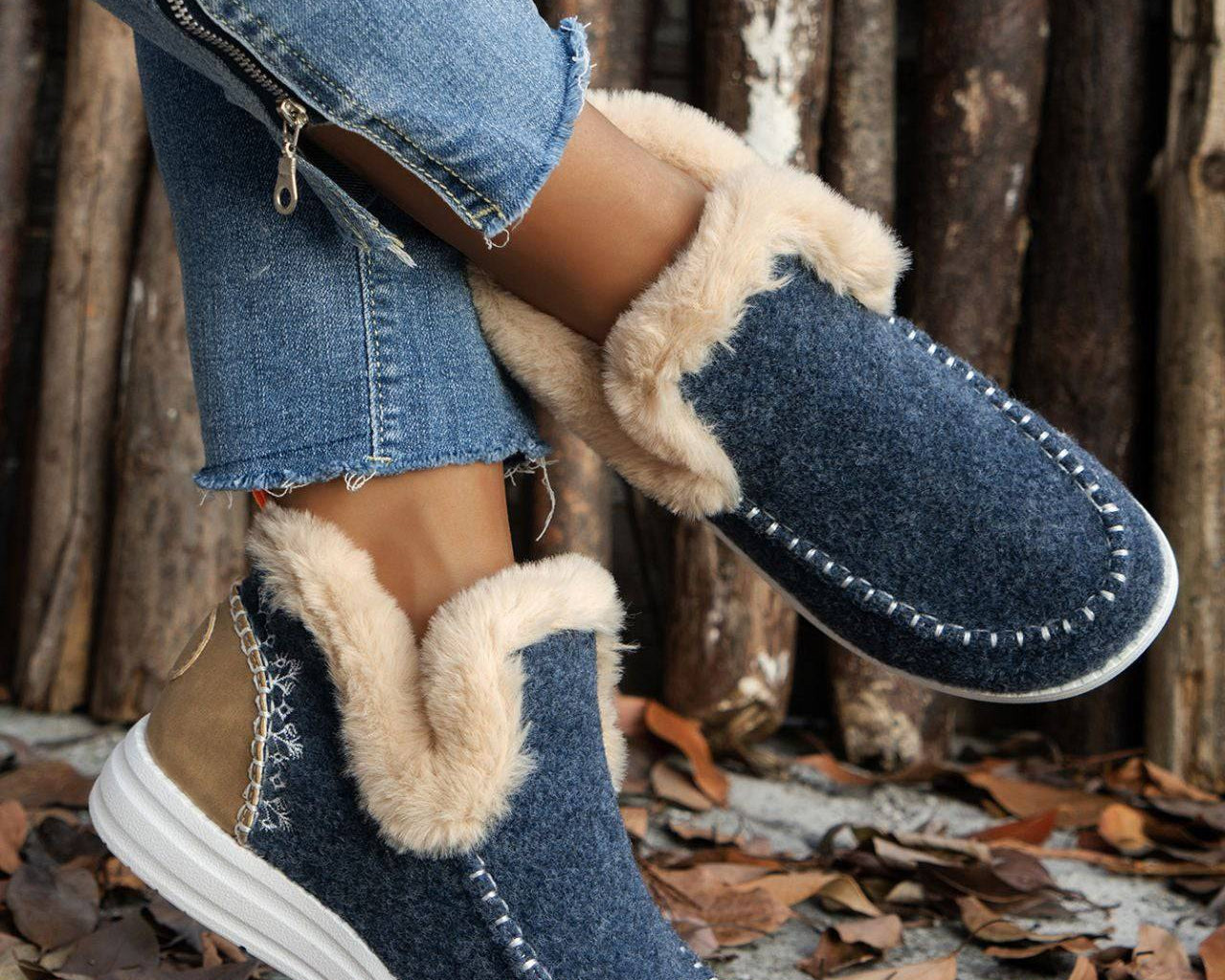 NEWYORKLISTED STYLE COLLECTION: Furry Suede Comfort Flats - NEWYORKLISTED