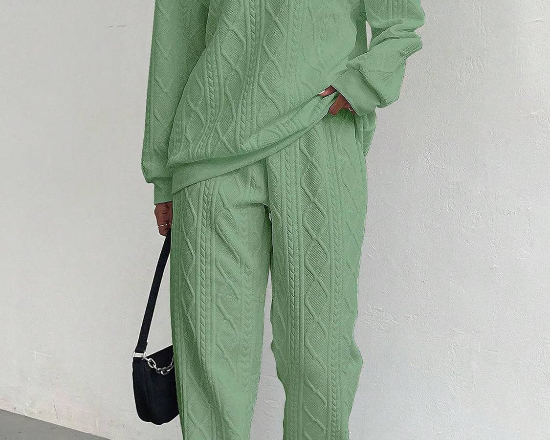 NEWYORKLISTED STYLE COLLECTION: Texture Round Neck Top and Pants Set - NEWYORKLISTED