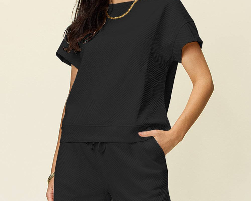 NEWYORKLISTED STYLE COLLECTION: Short Sleeve T-Shirt and Drawstring Shorts Set - NEWYORKLISTED