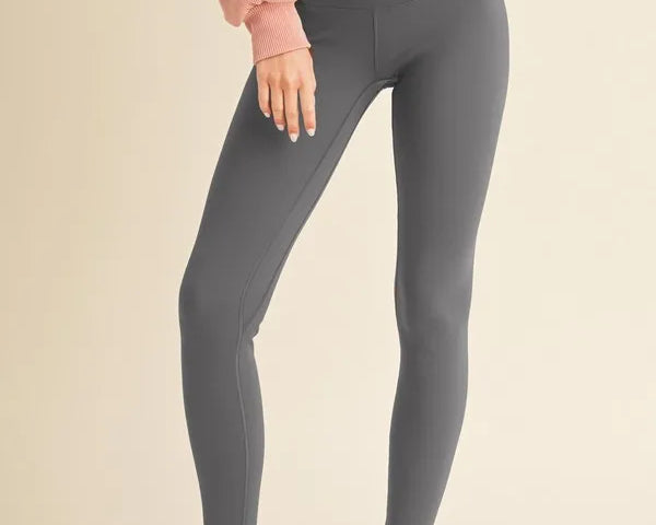 NEWYORKLISTED ACTIVEWEAR COLLECTION: Fleece Lined High Waisted Leggings