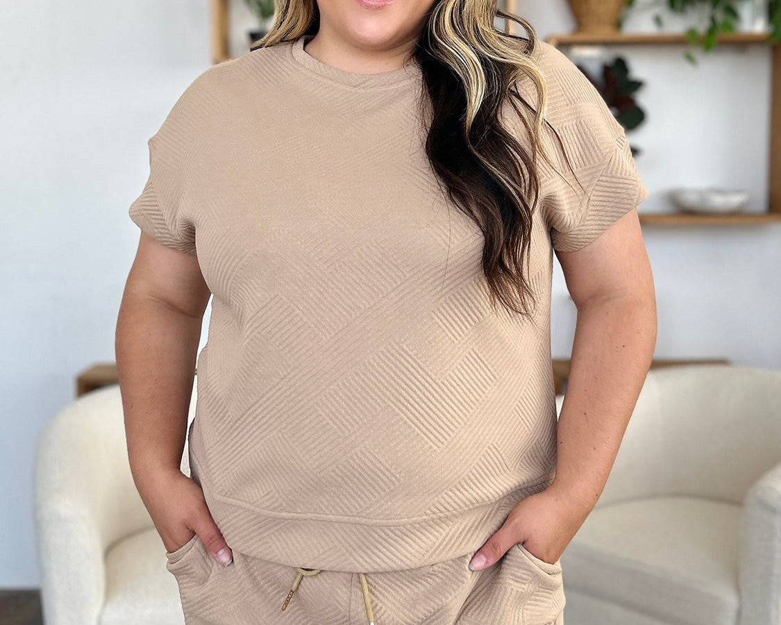 NEWYORKLISTED STYLE COLLECTION: Short Sleeve T-Shirt and Drawstring Shorts Set - NEWYORKLISTED