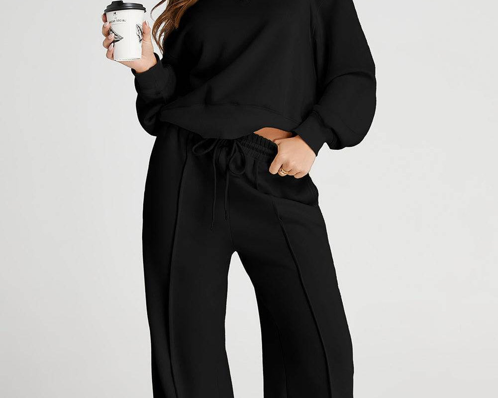 NEWYORKLISTED STYLE COLLECTION: V-Neck Long Sleeve Top and Pants Active Set - NEWYORKLISTED