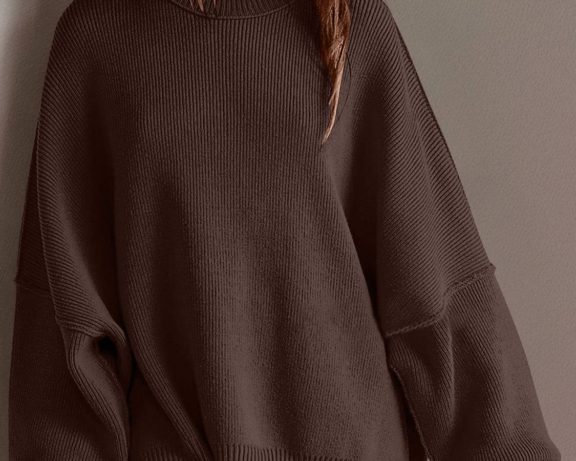 NEWYORKLISTED STYLE COLLECTION: Round Neck Long Sleeve Sweater - NEWYORKLISTED