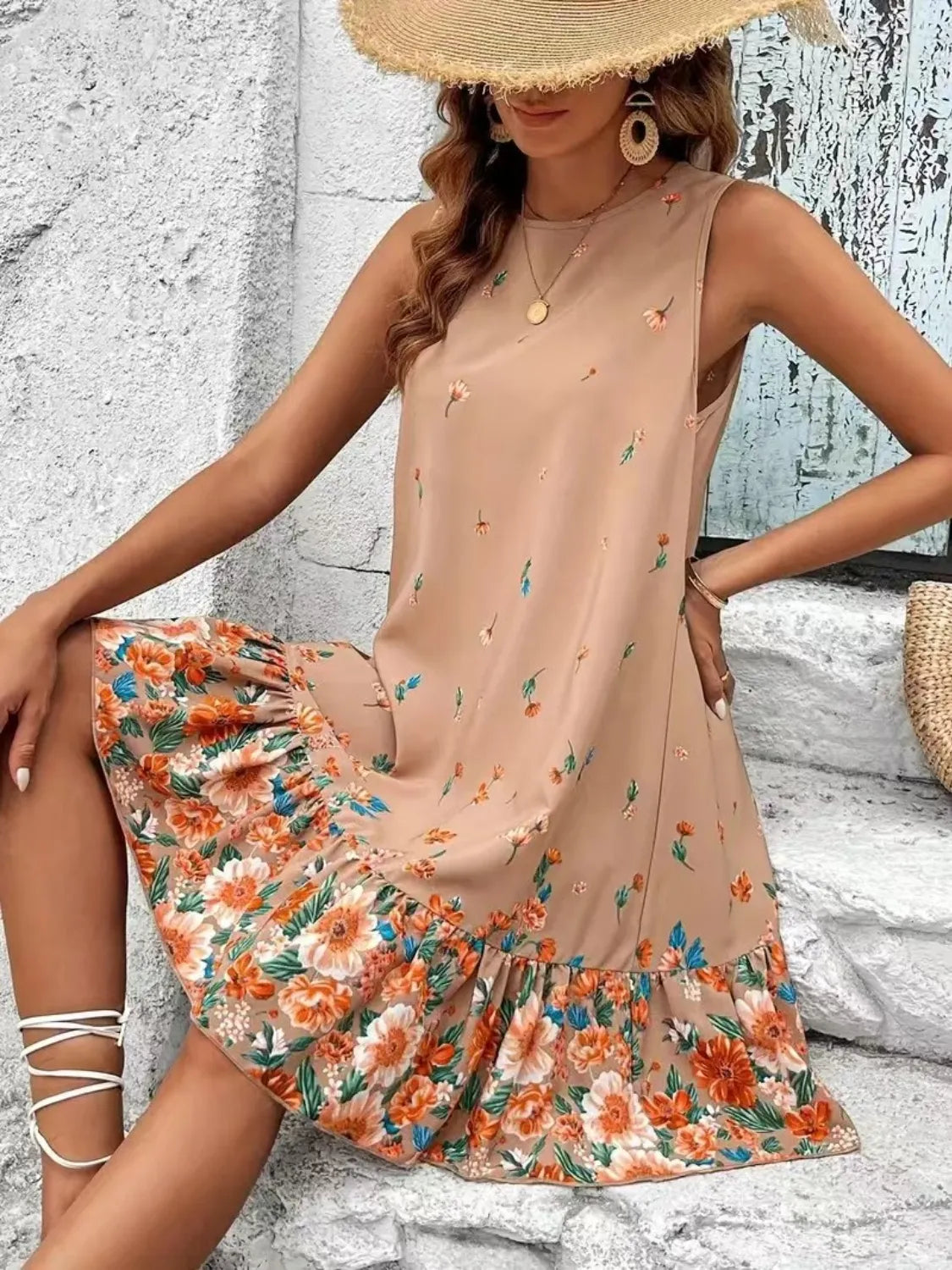 NEWYORKLISTED STYLE COLLECTION: Ruffled Hem Floral Sleeveless Mini Tank Dress