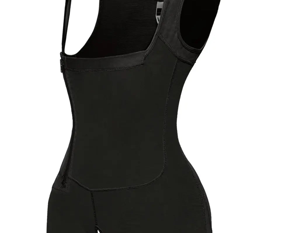 NEWYORKLISTED Intimate Apparel: Black cycling bib shorts on a white background