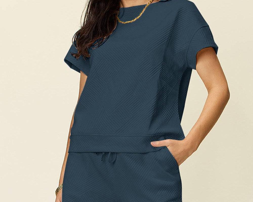 NEWYORKLISTED STYLE COLLECTION: Short Sleeve T-Shirt and Drawstring Shorts Set - NEWYORKLISTED