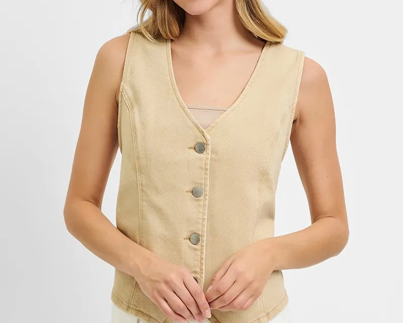 67791b71-9920-422c-ac5f-2ad2536e3c33-Max