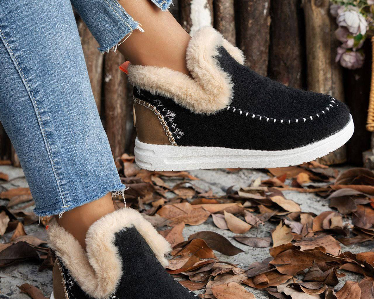 NEWYORKLISTED STYLE COLLECTION: Furry Suede Comfort Flats - NEWYORKLISTED