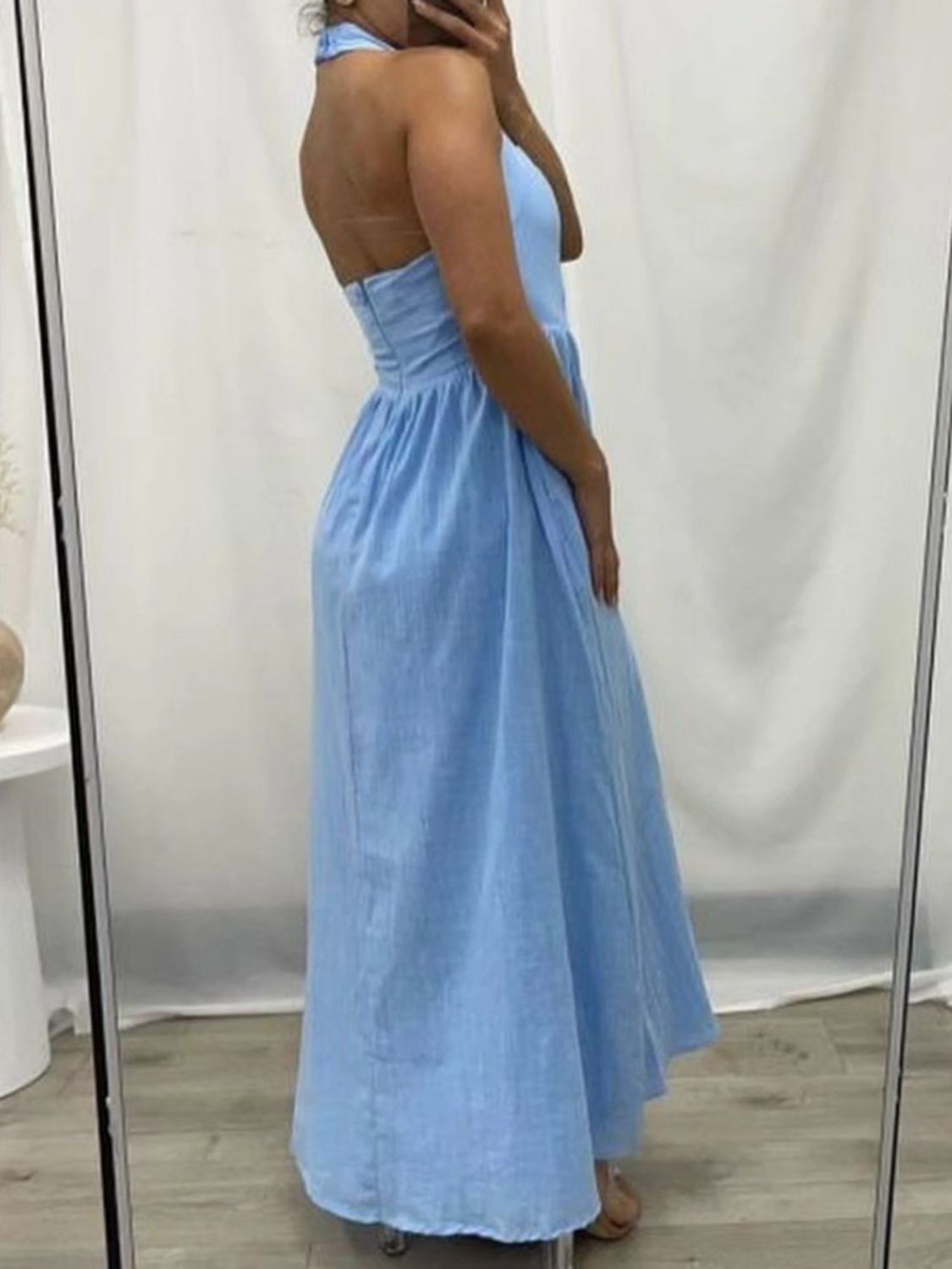 NEWYORKLISTED STYLE COLLECTION: Ruched Halter Neck Midi Dress - NEWYORKLISTED