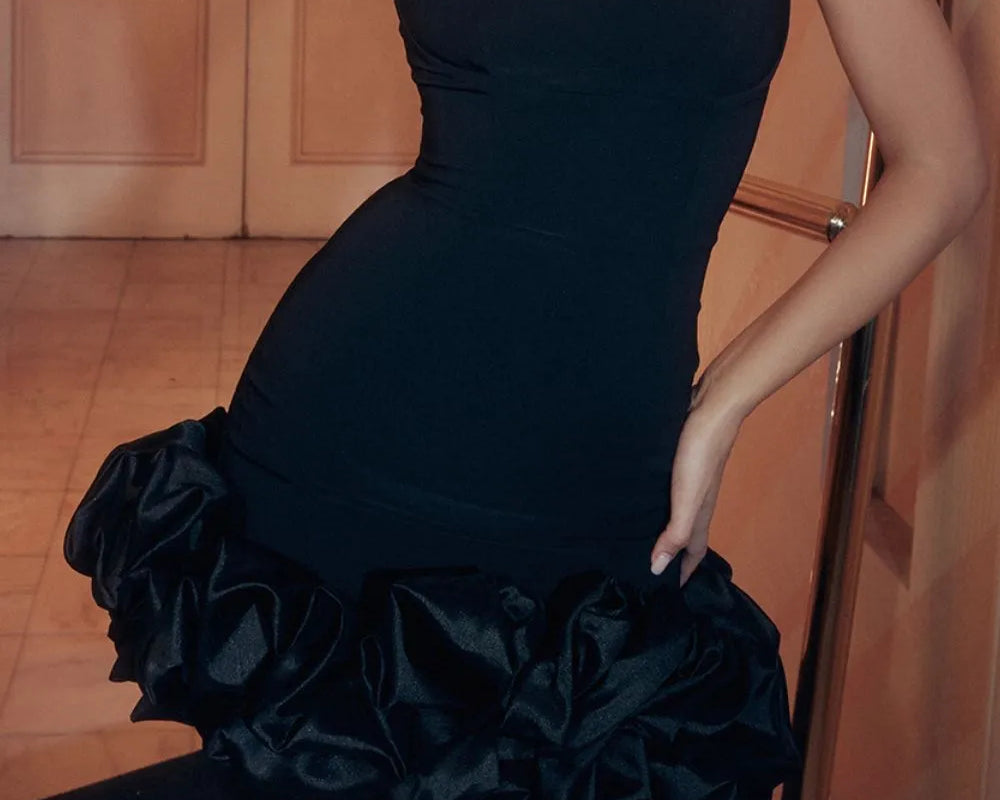 NEWYORKLISTED STYLE COLLECTION: Stretch Ruched Square Neck Mini Dress