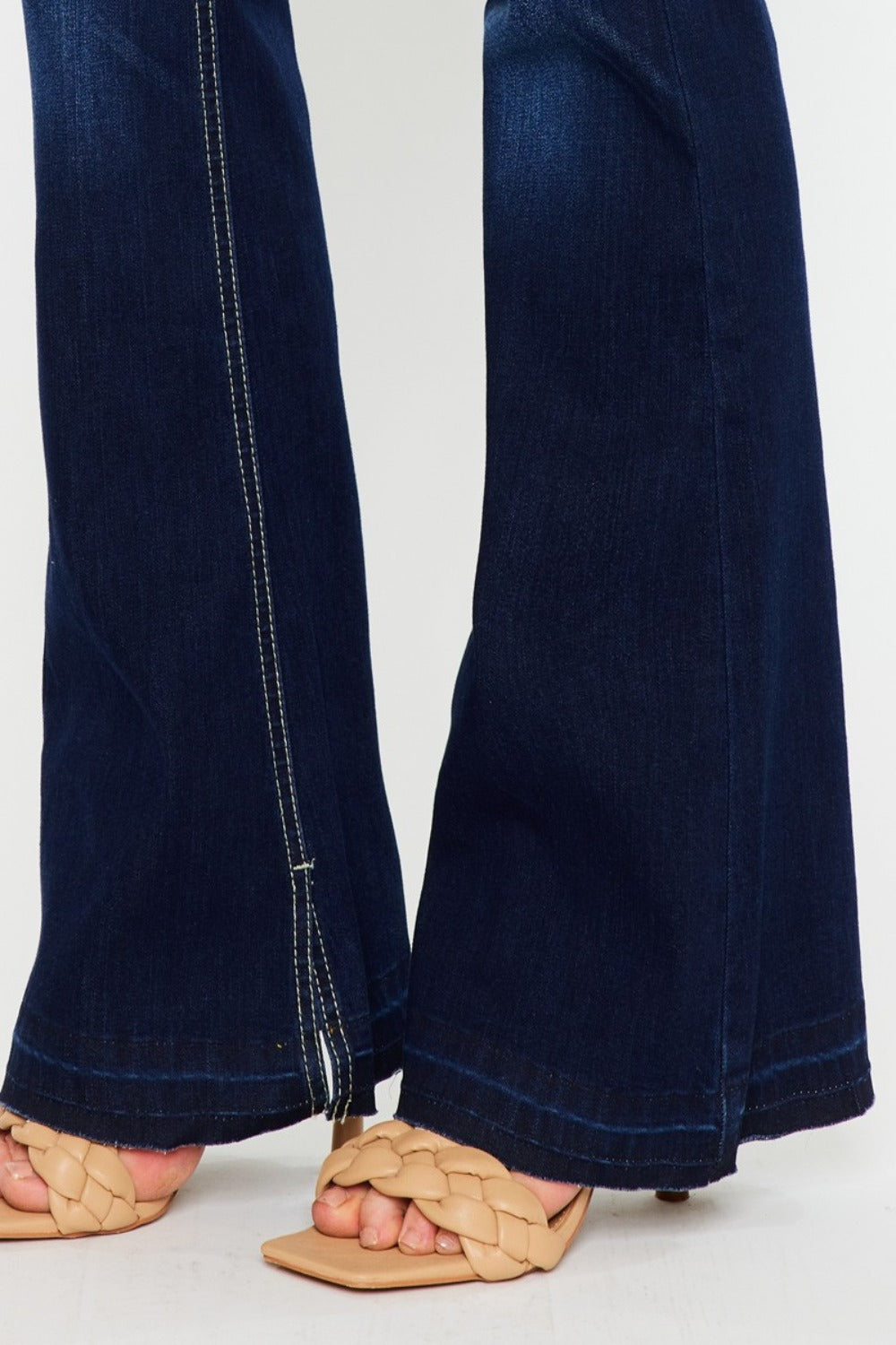 NEWYORKLISTED STYLE COLLECTION: Mid Rise Slim Flare Jeans - NEWYORKLISTED