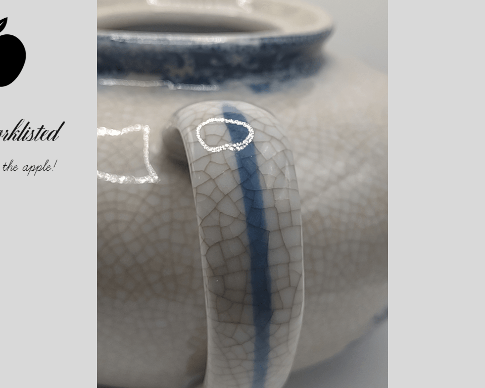 Blue and White Porcelain Teapot – 18th Century Style Replica with Crackle Glaze - NEWYORKLISTED