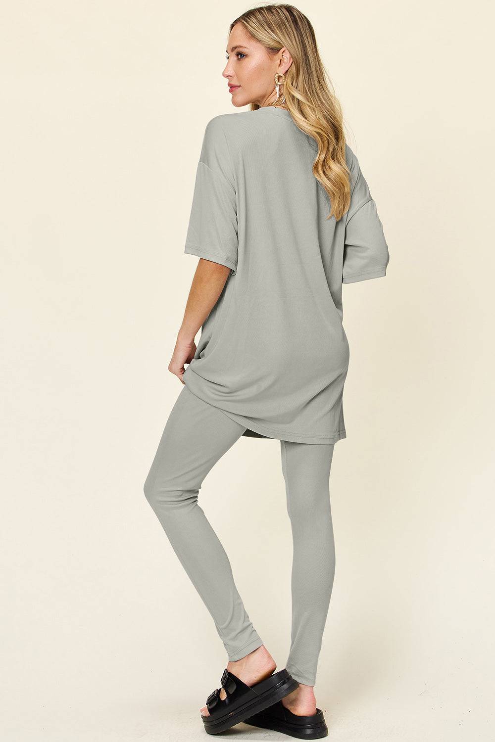 NEWYORKLISTED STYLE COLLECTION: Round Neck Dropped Shoulder T-Shirt and Leggings Set - NEWYORKLISTED