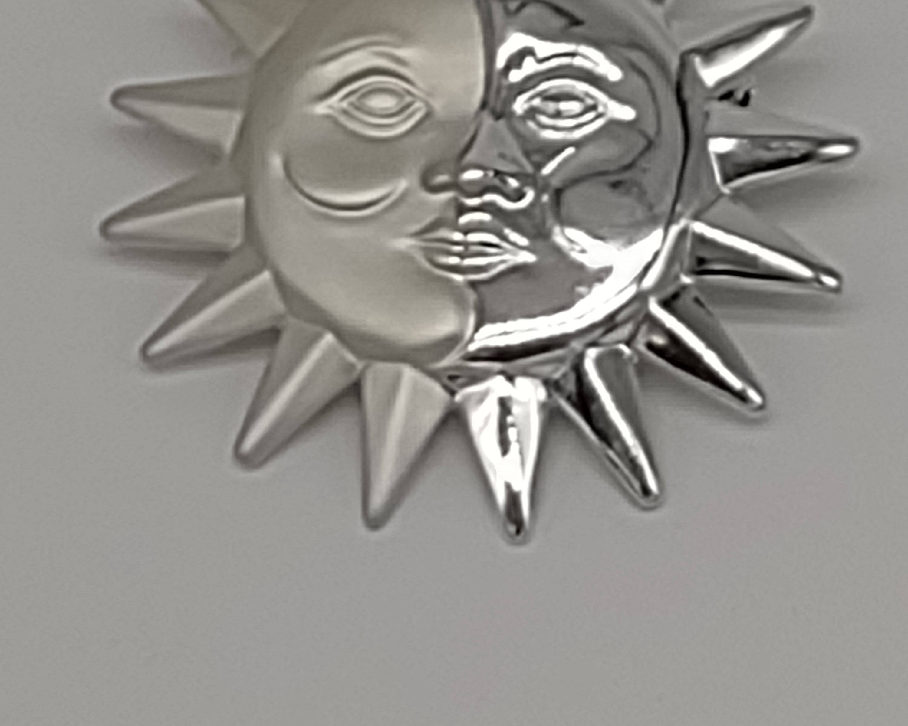 NEWYORKLISTED VINTAGE - Danecraft Sterling Silver Sun Pendent - NEWYORKLISTED