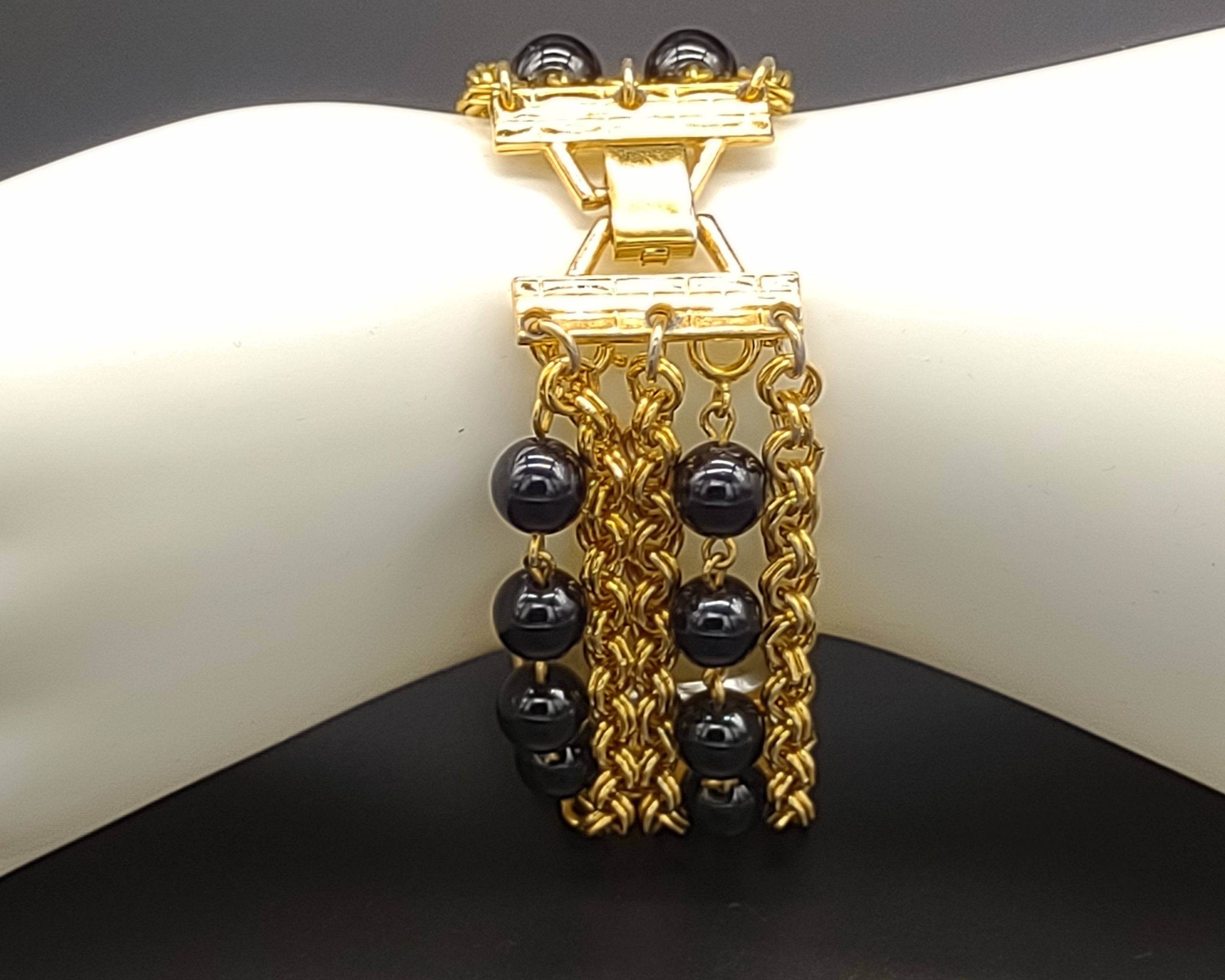 NEWYORKLISTED VINTAGE - Kenneth Jay Lane Gold Tone Faux Onyx Beads Bracelet Watch - NEWYORKLISTED