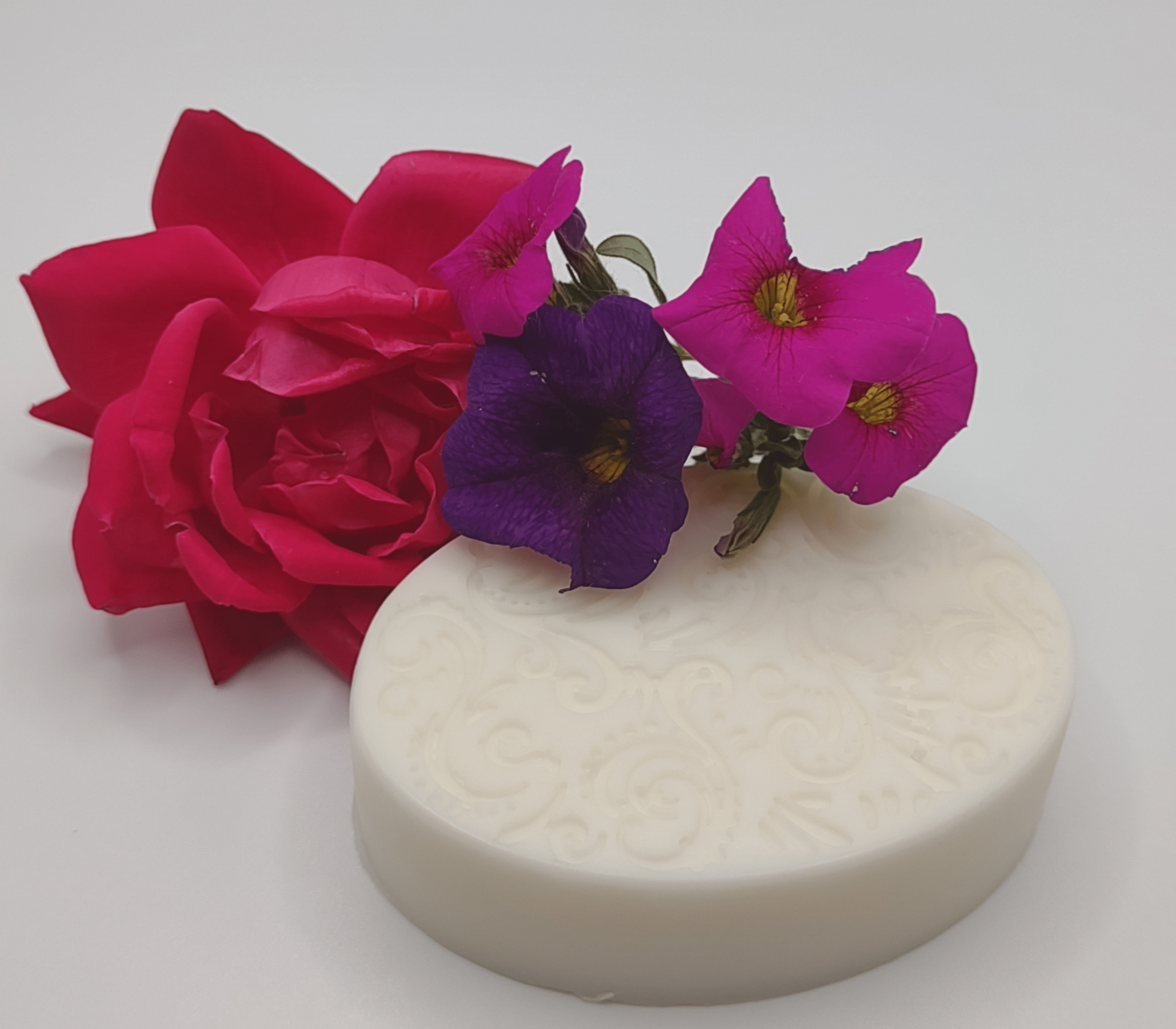 AMLA NATURALS Opulence Essence Coconut Milk Soap - NEWYORKLISTED