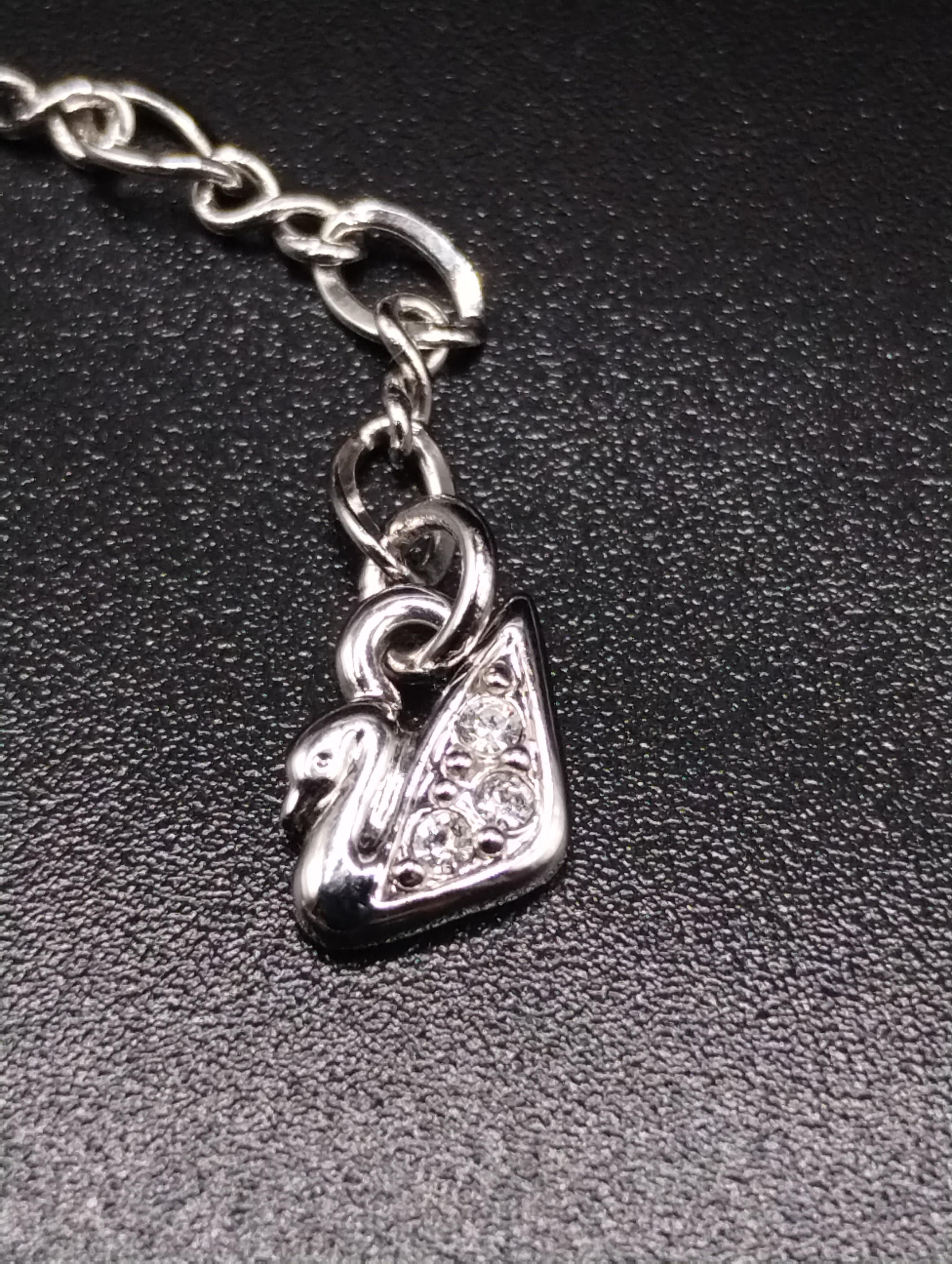 NEWYORKLISTED - Swarovski Crystal Necklace - NEWYORKLISTED