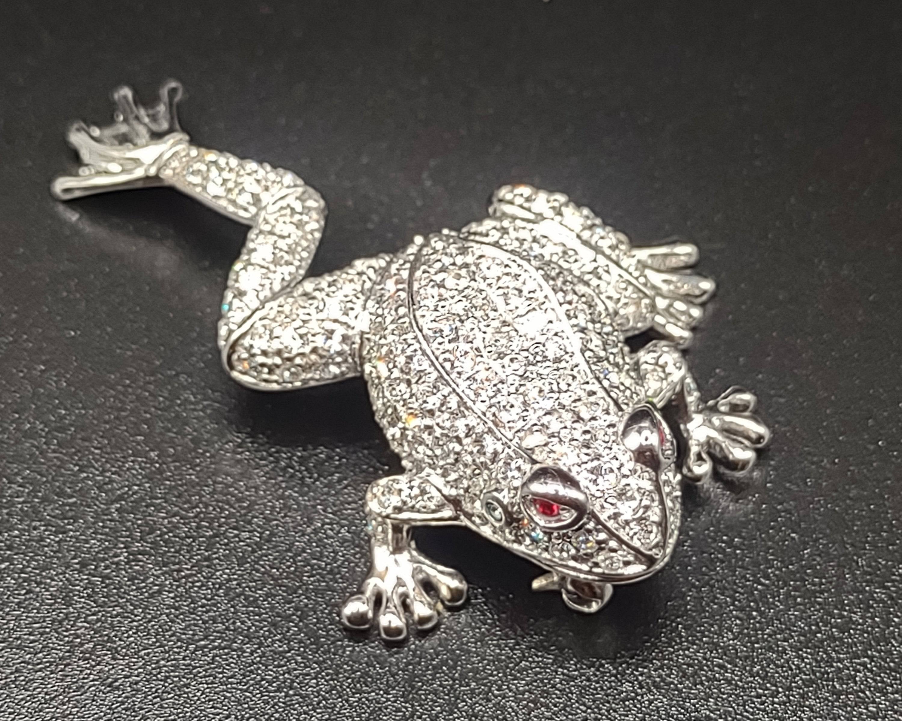 NEWYORKLISTED Vintage Jewelry - Sterling Silver Rhinestone Frog Brooch by Jenna Nicole - NEWYORKLISTED