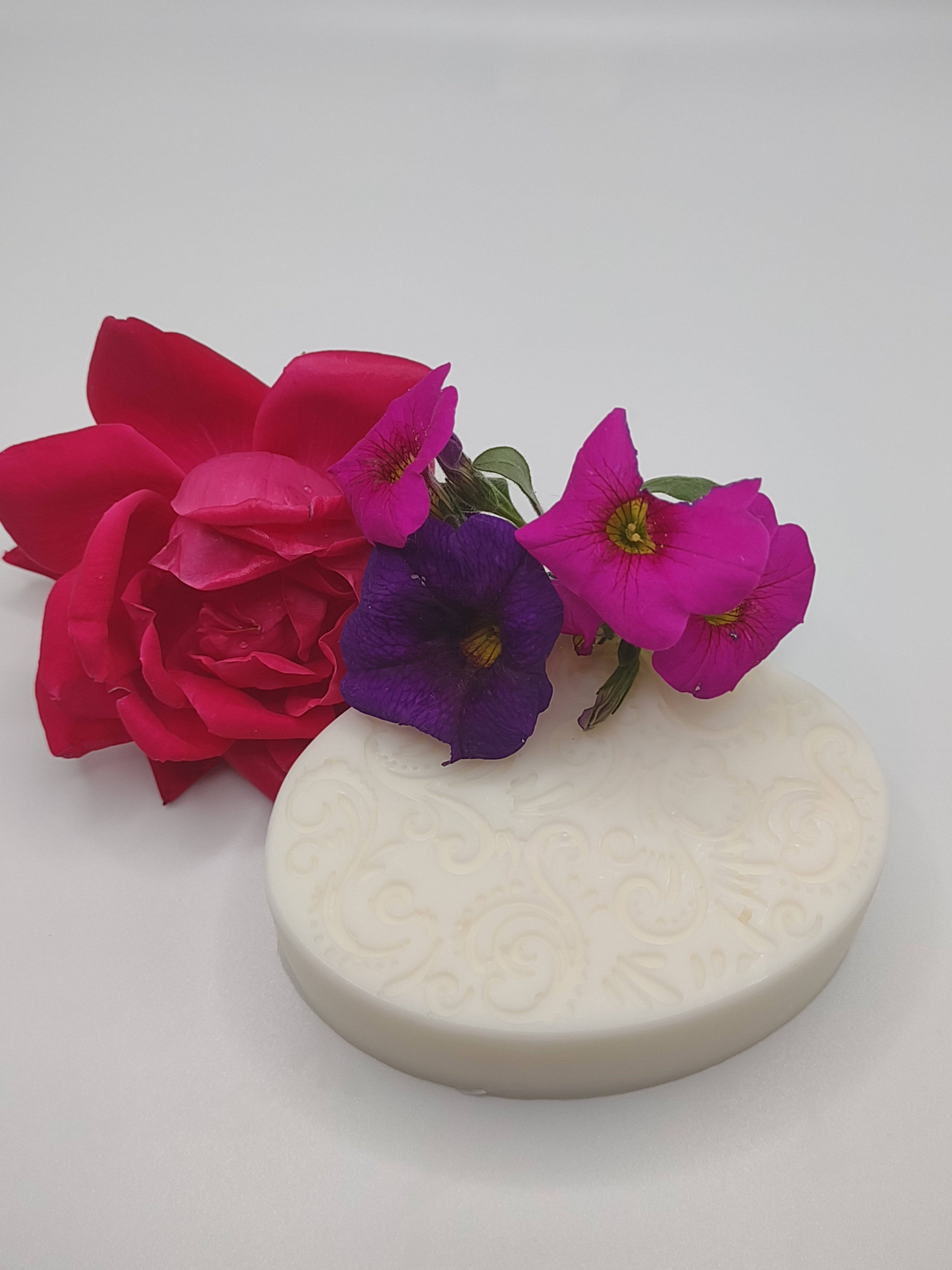 AMLA NATURALS Opulence Essence Coconut Milk Soap - NEWYORKLISTED