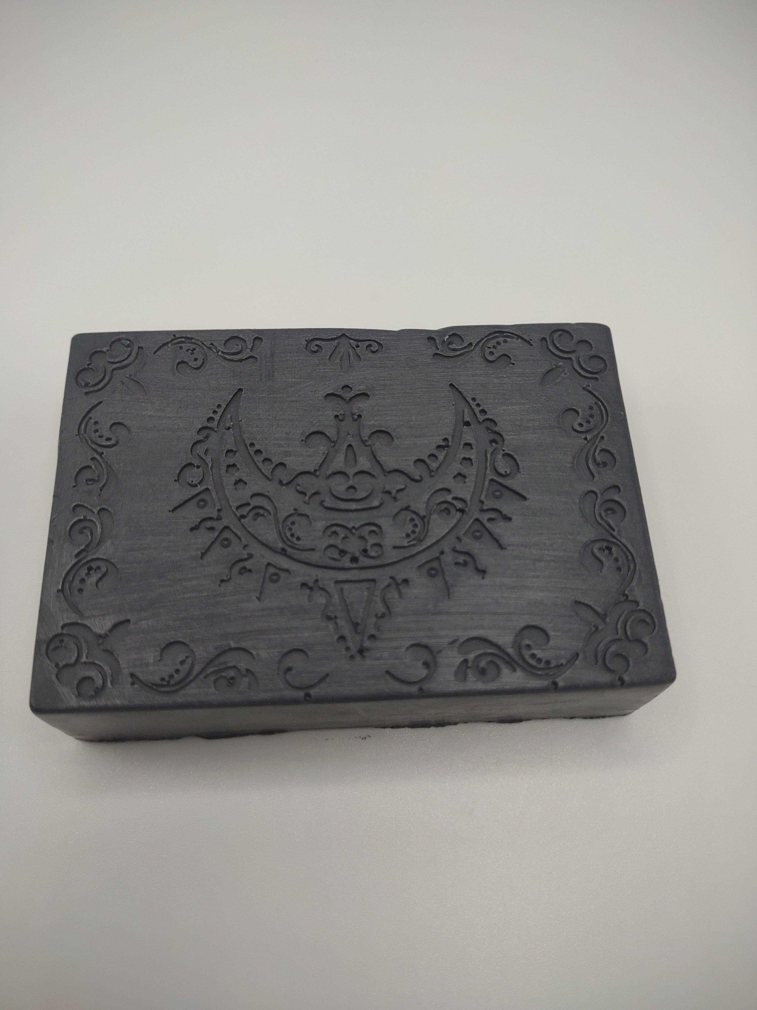 AMLA NATURALS Opulence Essence Soap Black Night Soap - NEWYORKLISTED