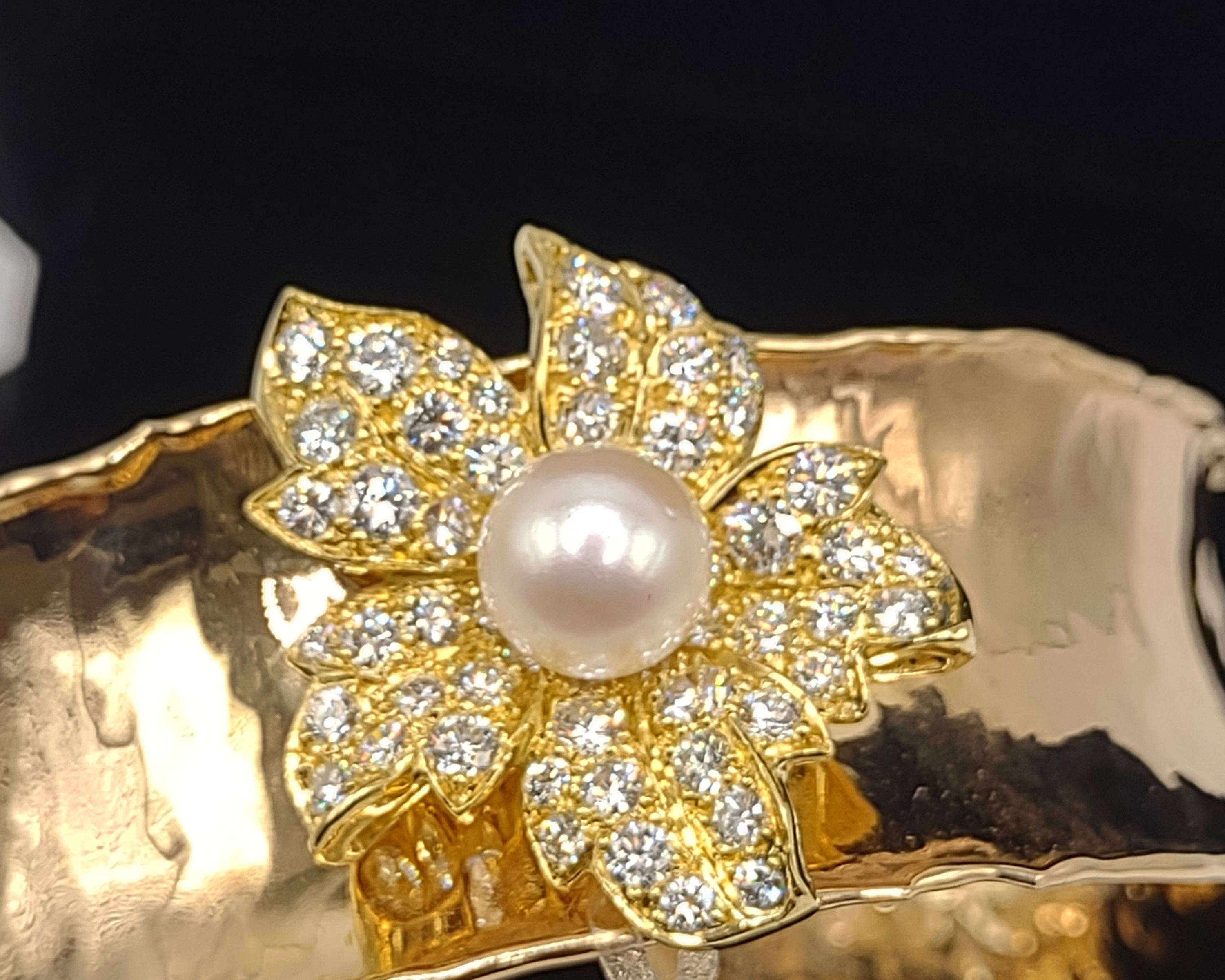 NEWYORKLISTED Vintage Jewelry Collection: The 18K Diamond & Pearl Sunshine Cuff Bracelet – A Radiant Masterpiece - NEWYORKLISTED