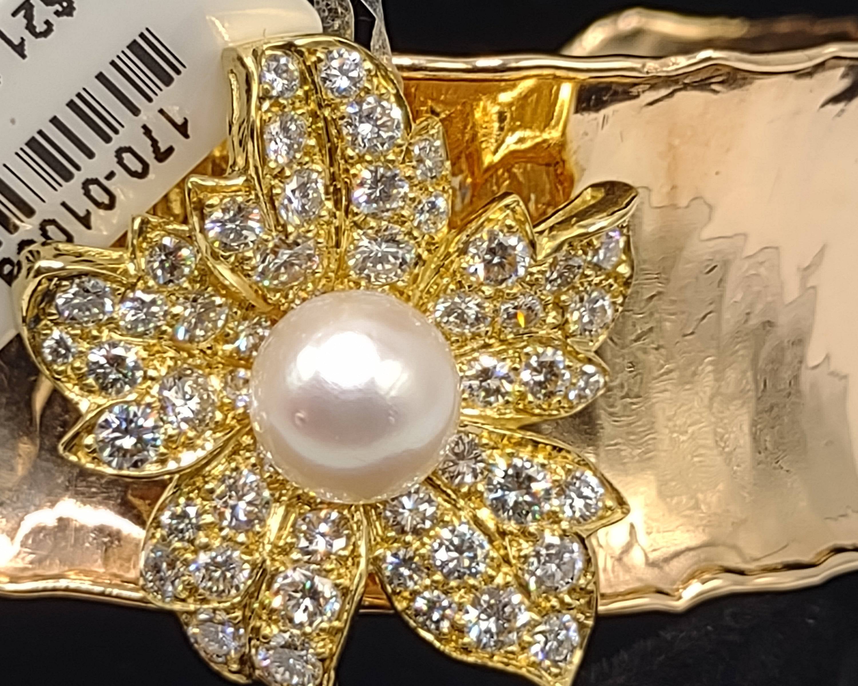 NEWYORKLISTED Vintage Jewelry Collection: The 18K Diamond & Pearl Sunshine Cuff Bracelet – A Radiant Masterpiece - NEWYORKLISTED