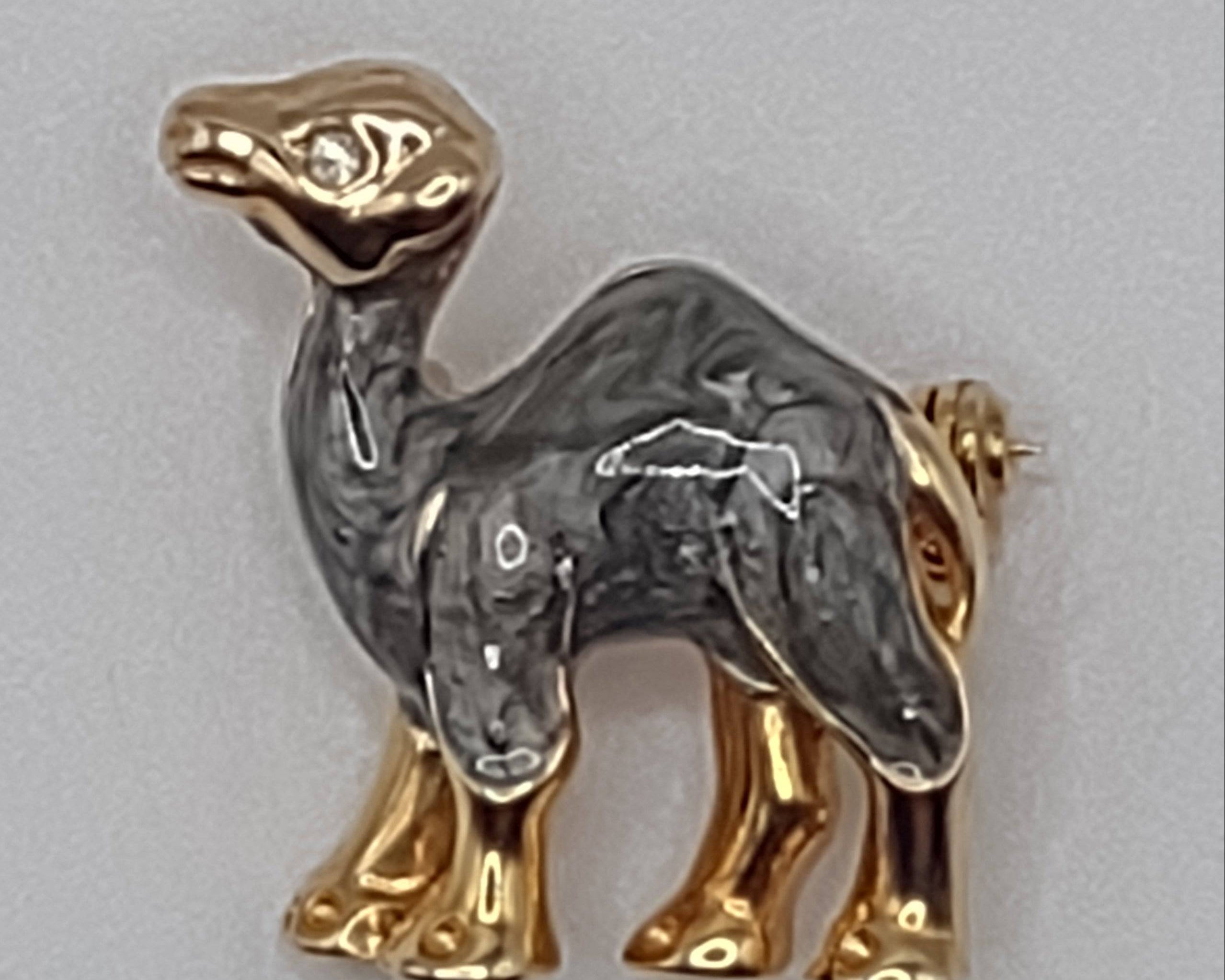 NEWYORKLISTED VINTAGE JEWELRY COLLECTION: Vintage Made in Austria Gold-Plated and Green Enamel Camel Brooch Pin - NEWYORKLISTED
