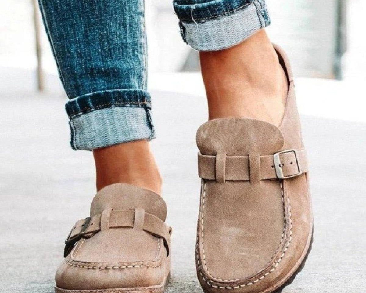 NEWYORKLISTED STYLE COLLECTION: Low Heel Buckle Loafers - NEWYORKLISTED