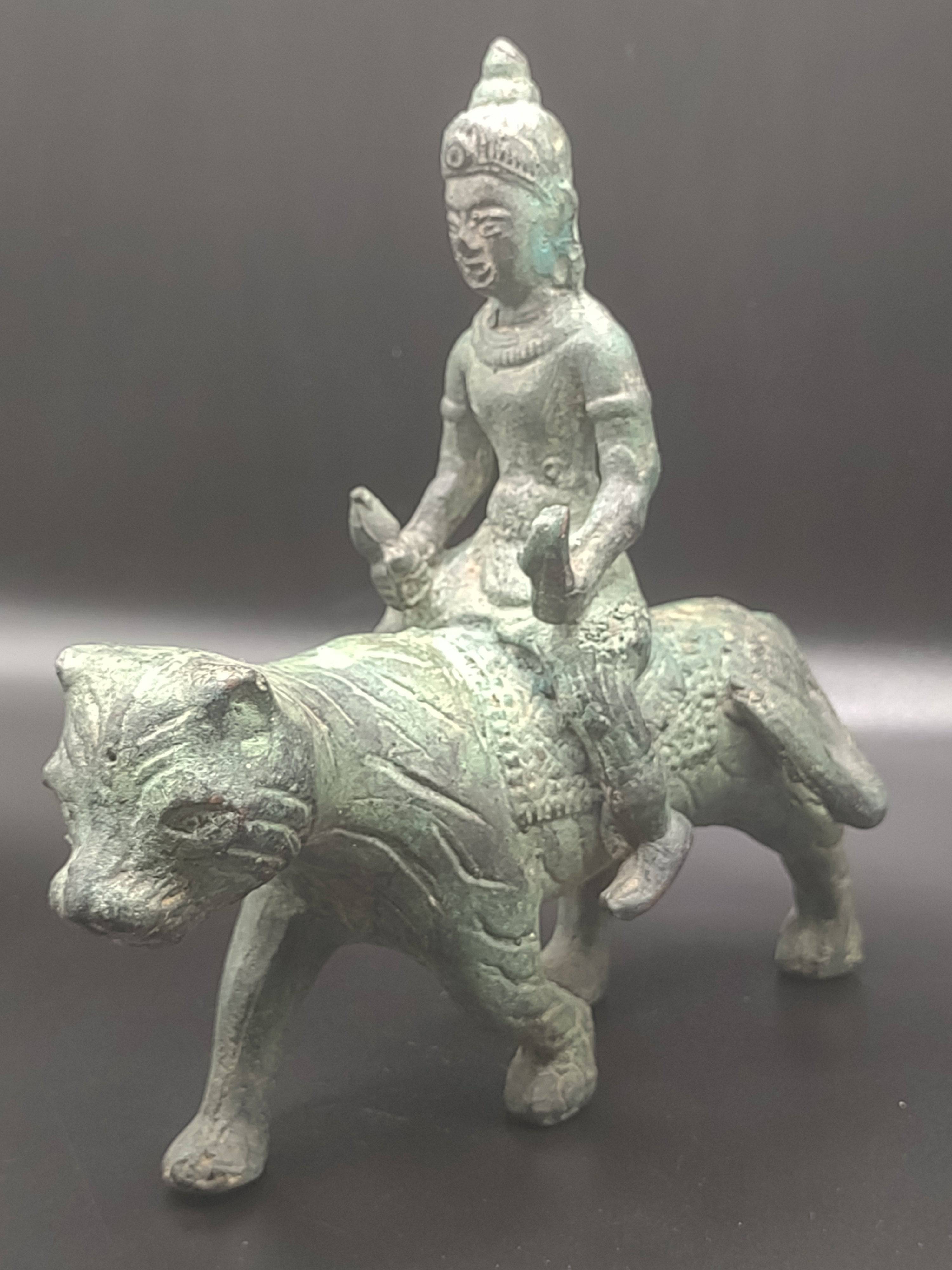 NEWYORKLISTED UNIQUE FINDS 19th Century Bronze Thai Buddha Riding a Tiger with Falcon - NEWYORKLISTED
