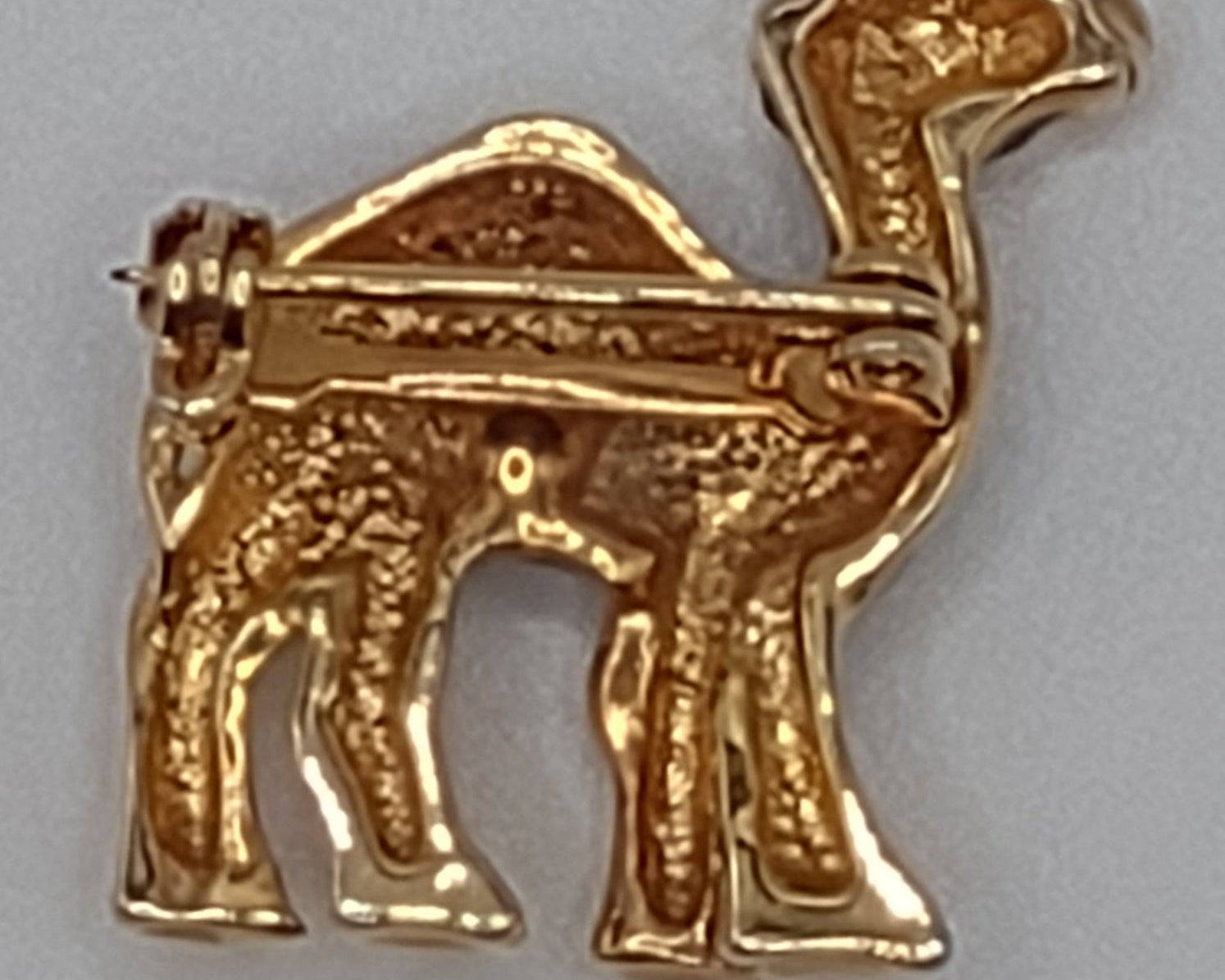 NEWYORKLISTED VINTAGE JEWELRY COLLECTION: Vintage Made in Austria Gold-Plated and Green Enamel Camel Brooch Pin - NEWYORKLISTED