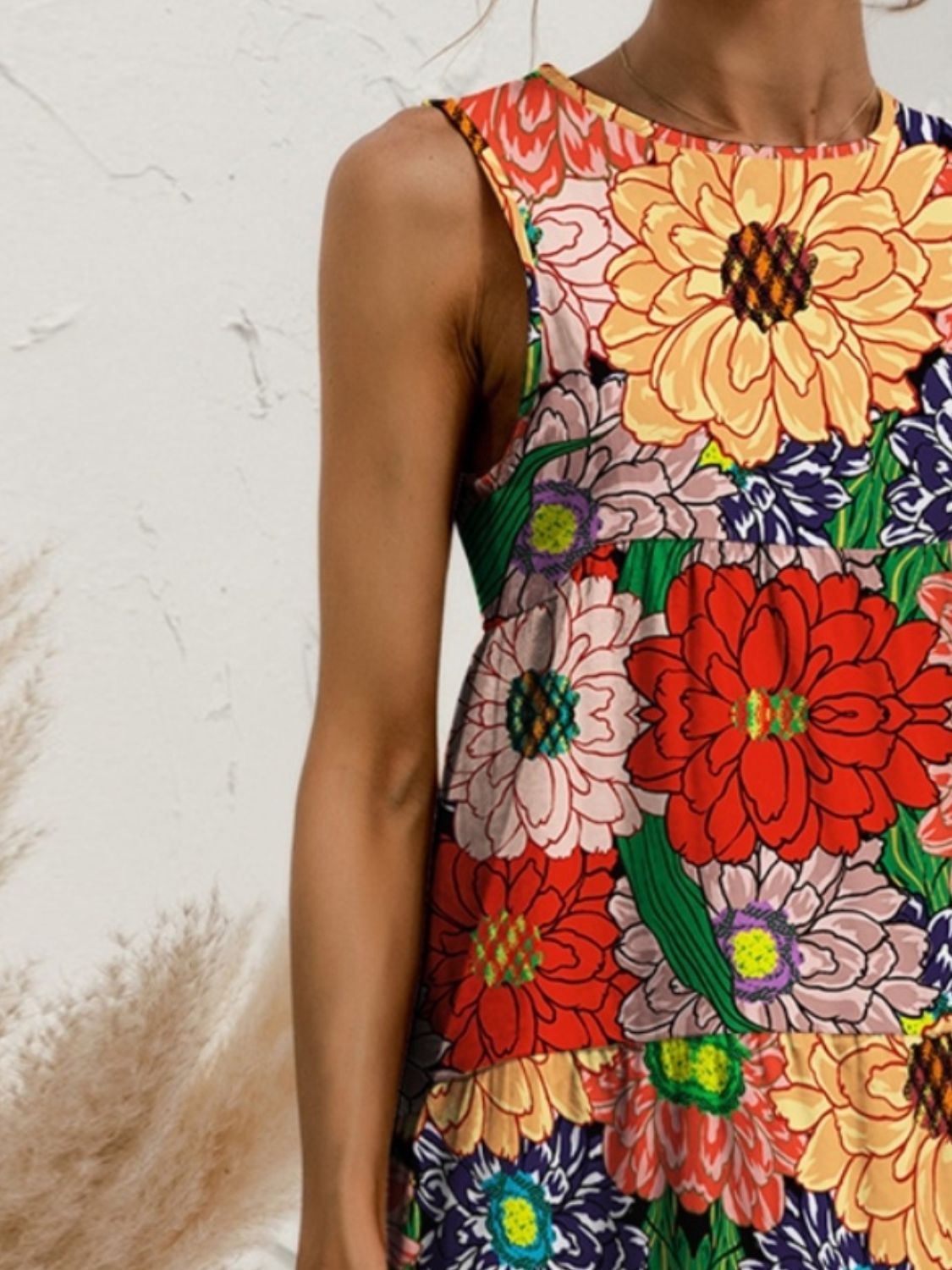 NEWYORKLISTED STYLE COLLECTION: Sleeveless Mini Dress - NEWYORKLISTED