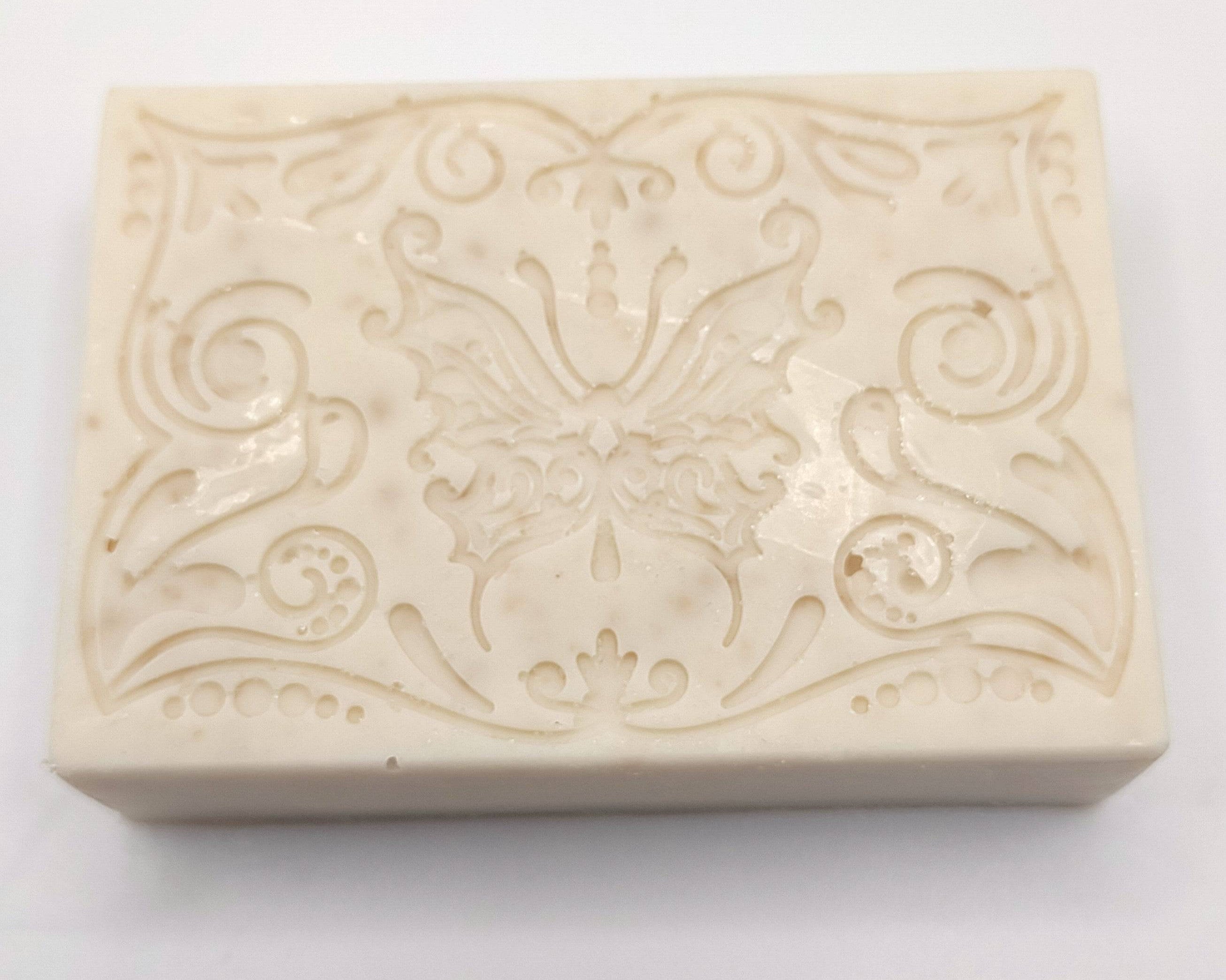 AMLA NATURALS Oatmeal & Honey Bar Soap