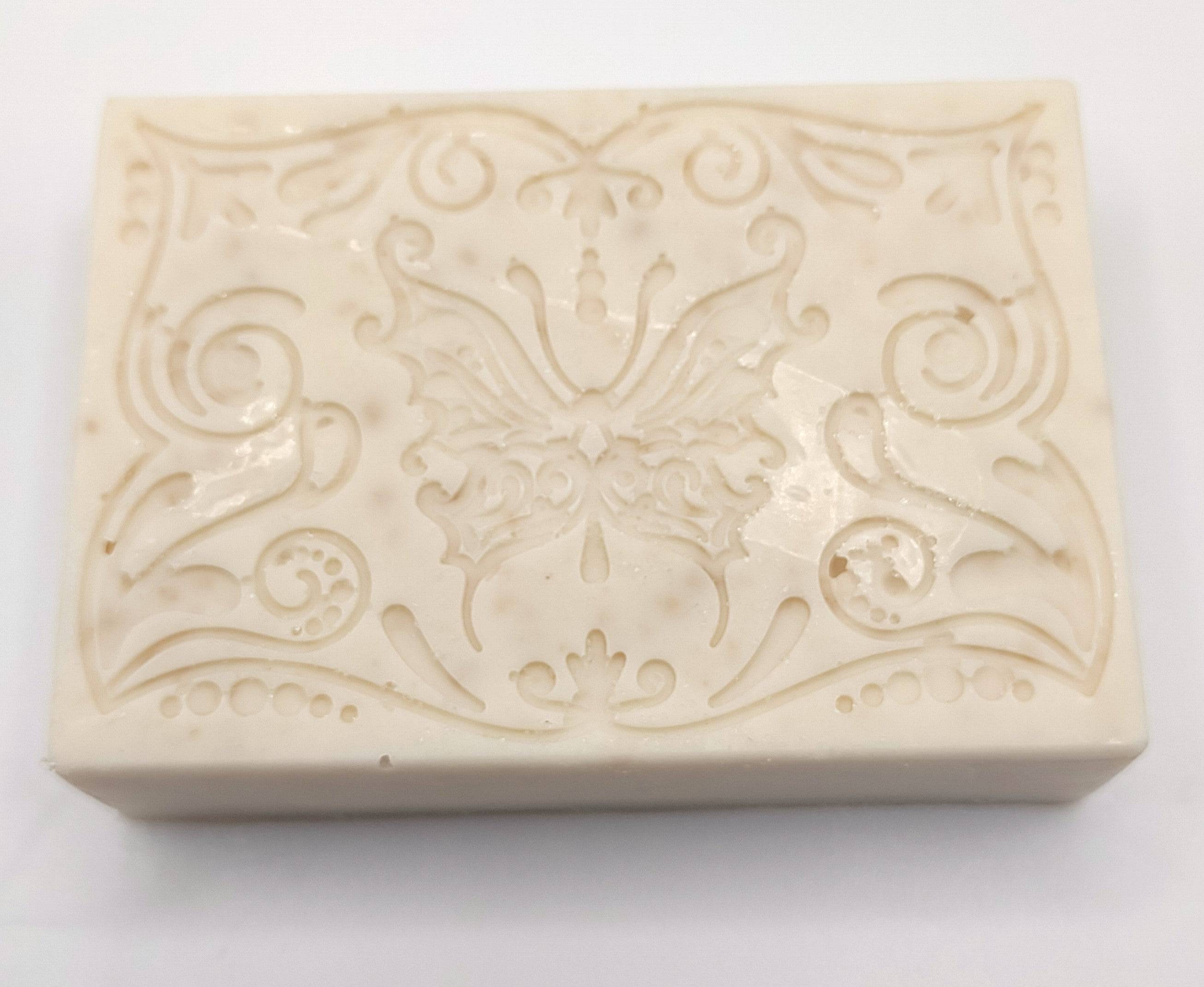 AMLA NATURALS Oatmeal & Honey Bar Soap