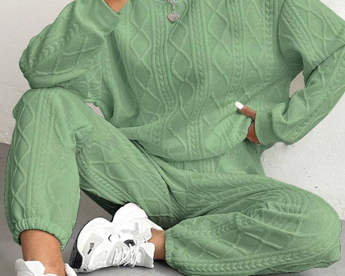 NEWYORKLISTED STYLE COLLECTION: Texture Round Neck Top and Pants Set - NEWYORKLISTED