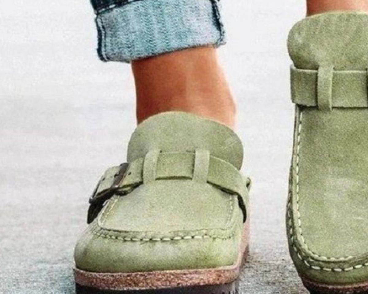 NEWYORKLISTED STYLE COLLECTION: Low Heel Buckle Loafers - NEWYORKLISTED