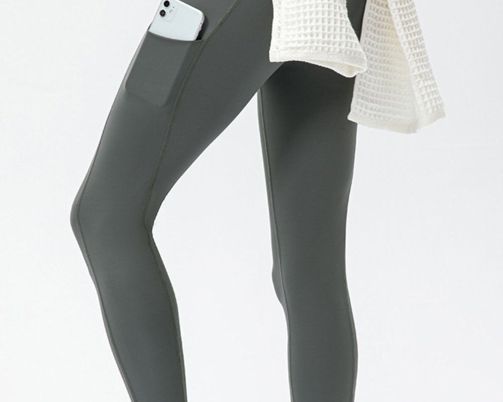 bbd63b5670d74d40906ec3a0e030fa32-Max