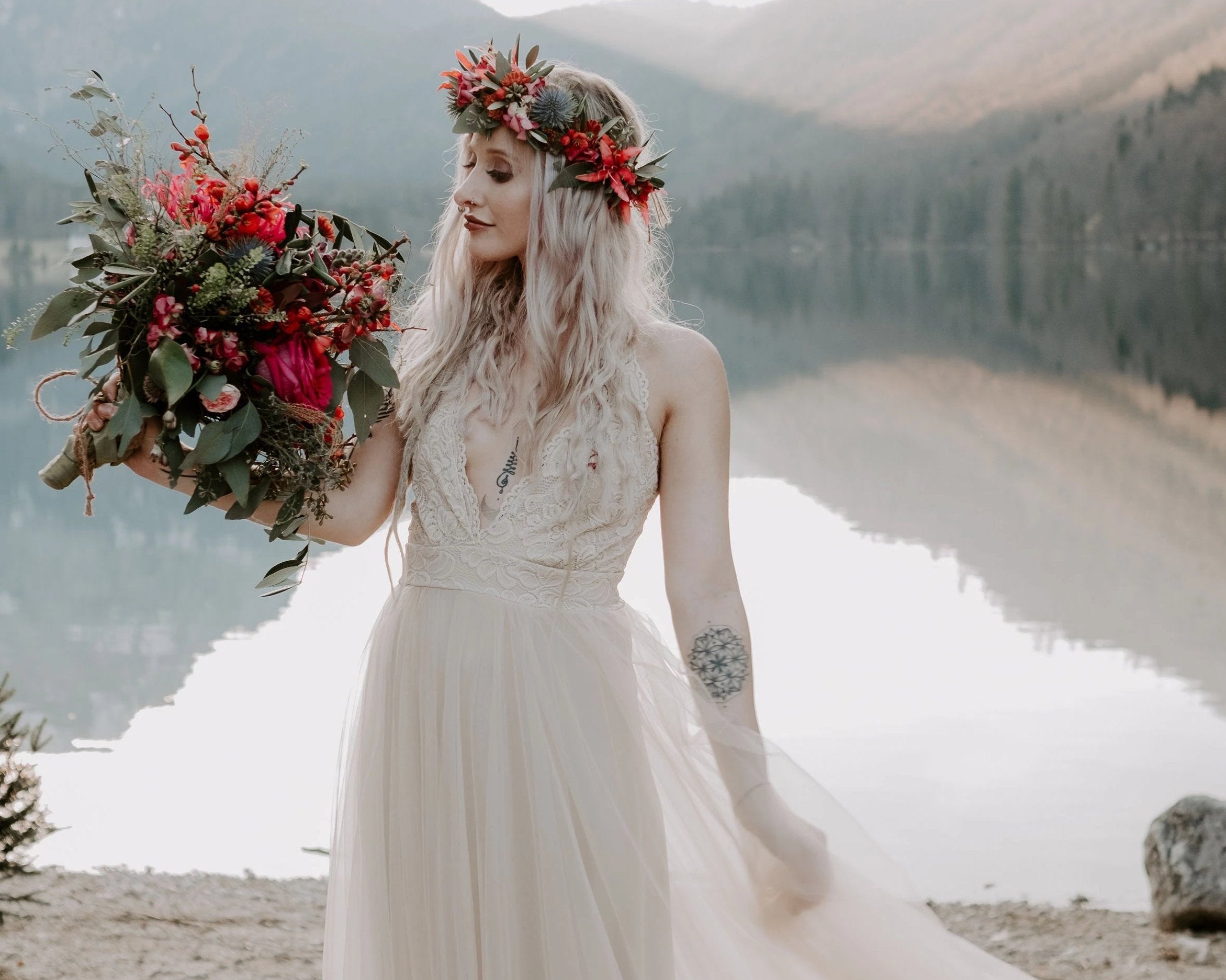 NEWYORKLISTED ELEGANT Bride Collection: Champagne Wedding Dress #1205 - NEWYORKLISTED