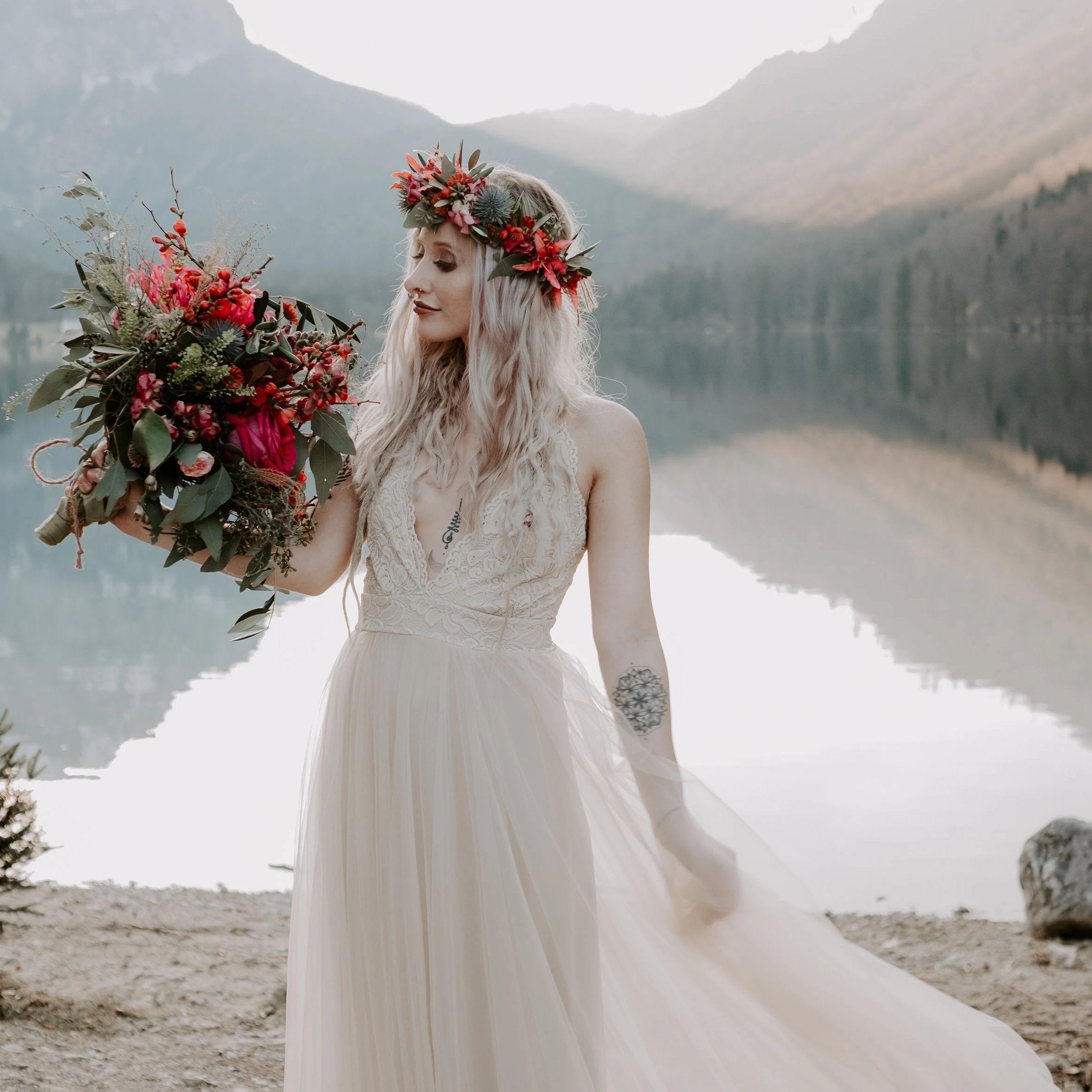 NEWYORKLISTED ELEGANT Bride Collection: Champagne Wedding Dress #1205 - NEWYORKLISTED