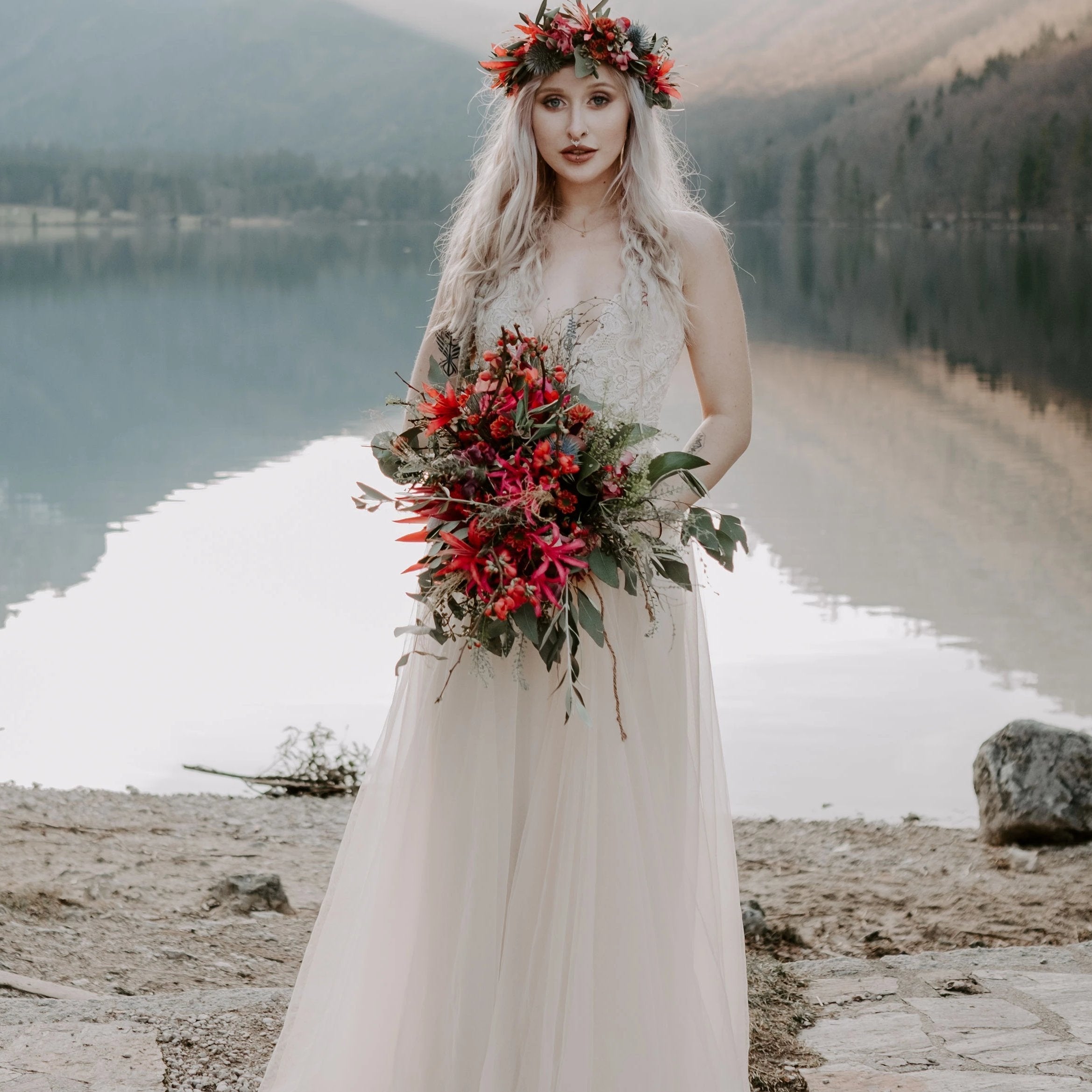 NEWYORKLISTED ELEGANT Bride Collection: Champagne Wedding Dress #1205 - NEWYORKLISTED