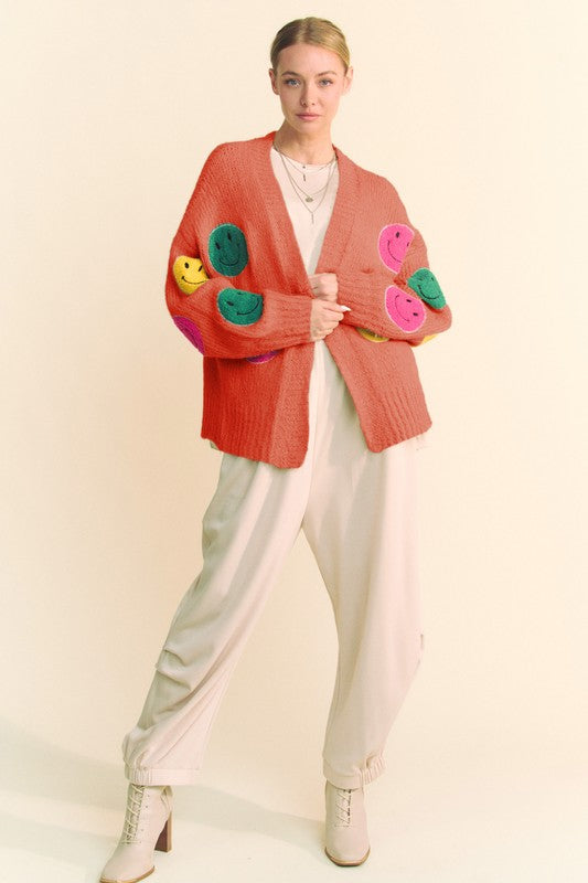 NEWYORKLISTED STYLE COLLECTION: Fuzzy Smiley Face Open-Front Cardigan - NEWYORKLISTED
