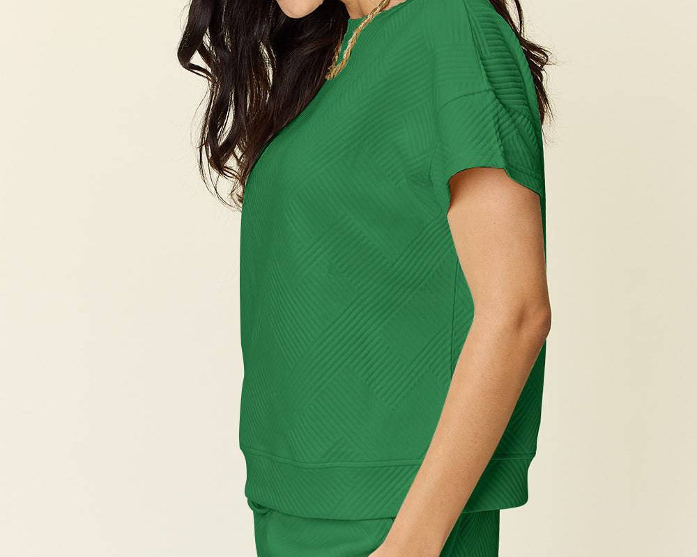 NEWYORKLISTED STYLE COLLECTION: Short Sleeve T-Shirt and Drawstring Shorts Set - NEWYORKLISTED