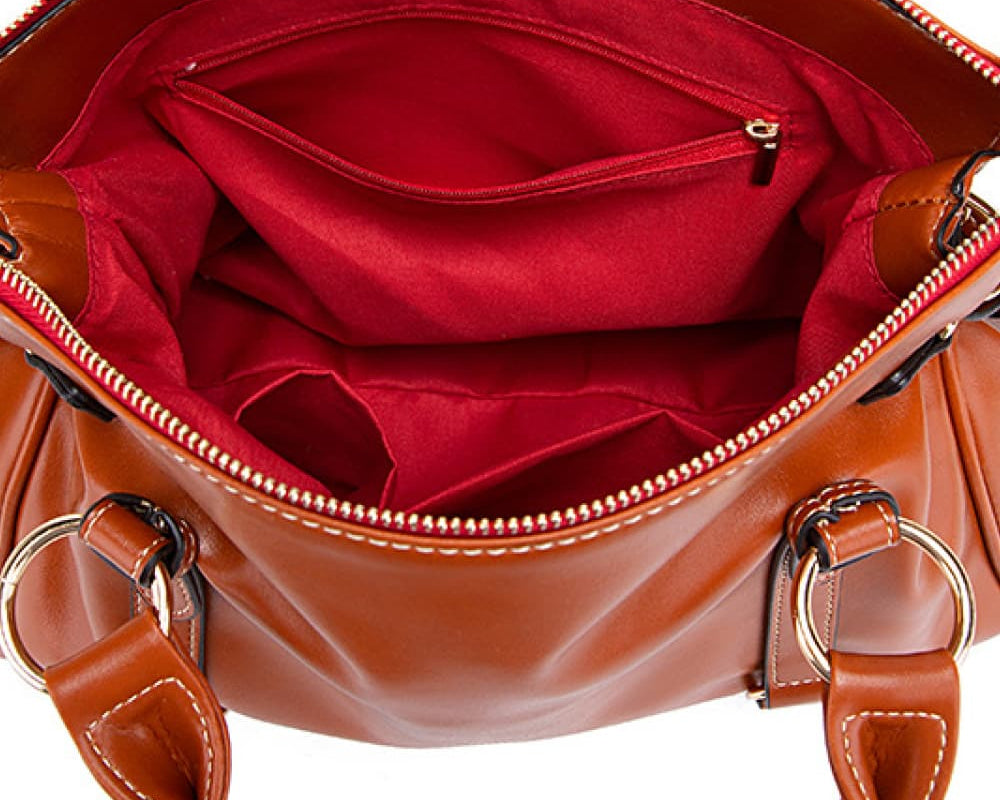 NEWYORKLISTED STYLE COLLECTION: Vegan Leather Handbag with Tassels - NEWYORKLISTED