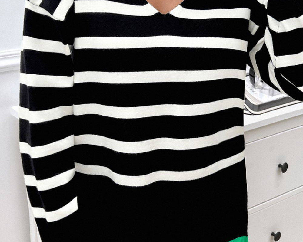 NYLD Striped V-Neck Long Sleeve Knit Top - NEWYORKLISTED