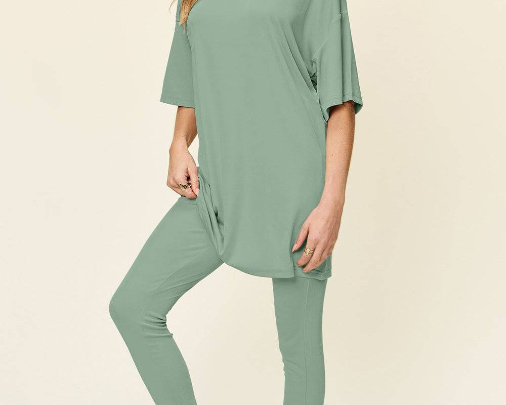 NEWYORKLISTED STYLE COLLECTION: Round Neck Dropped Shoulder T-Shirt and Leggings Set - NEWYORKLISTED