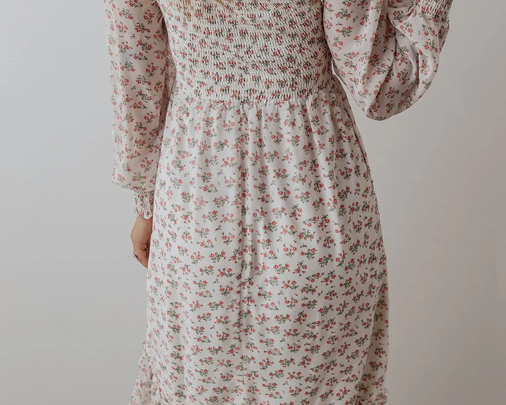 NEWYORKLISTED STYLE COLLECTION: Smocked Floral Long Sleeve Midi Dress - NEWYORKLISTED